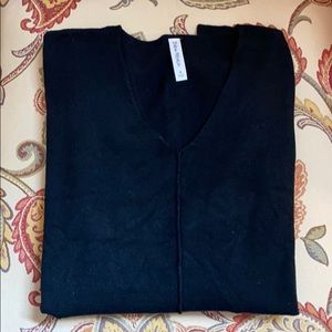 NWOT Black oversized sweater